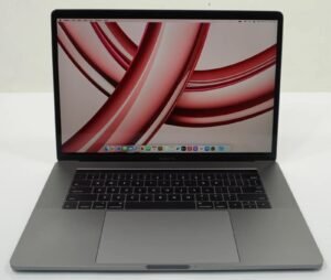 Apple MacBook Pro 2017 A1707 15" Retina i7-7700HQ 16GB 512GB SSD Laptop