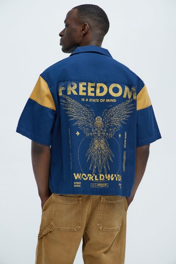 Freedom Graphic Cropped Shirt