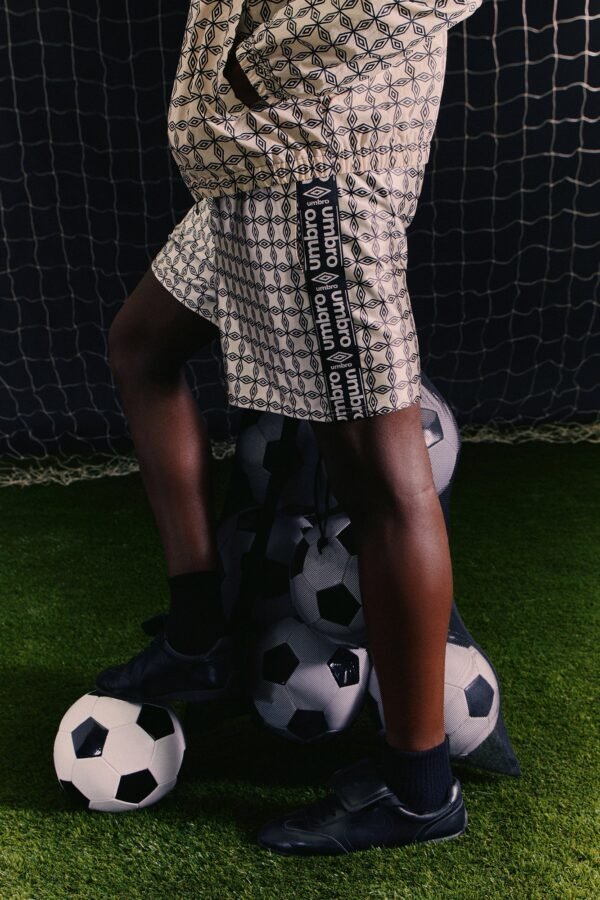 Umbro Side Tape Soccer Short