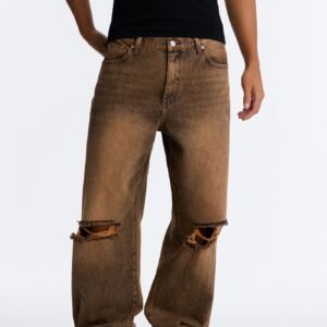 05-27-26_S7_27_FNM02175A_Brown_AB_CW_12-44-40_77164_MWA.jpg Baggy Classic Knee Slit Jean