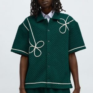 09-08-25_S7PM_1_FNMKV54003_HunterGreen_CR_DJ_17-49-14_115576_CM.jpg Boxy Soho Weave Applique Textured Button Up Shirt