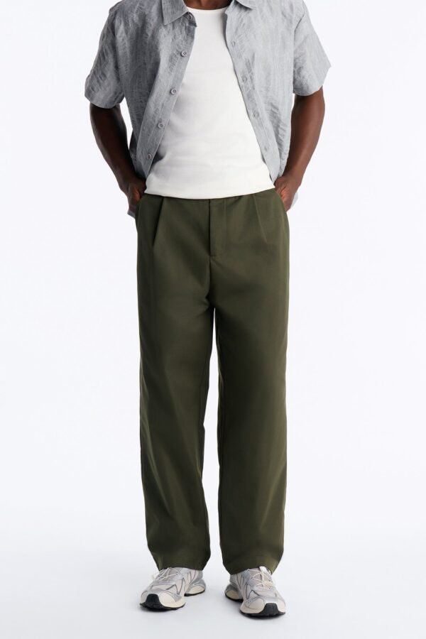 Nelson Pleated Hybrid Relaxed Pant