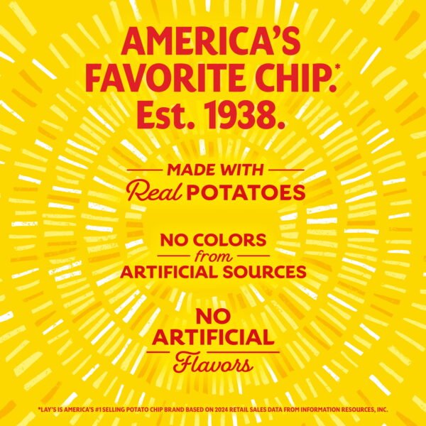 9e9f2bc2-9e62-4132-b98f-7c552436f217.db245801c0f42f938a458cf91589400b.jpeg Lay's Potato Chips, Cheddar & Sour Cream, 7.75 oz Bag