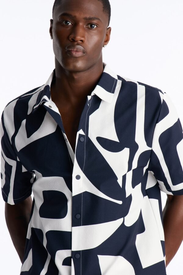 Seersucker Abstract Geo Printed Closed Collar Shirt