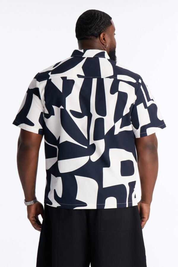 Seersucker Abstract Geo Printed Closed Collar Shirt