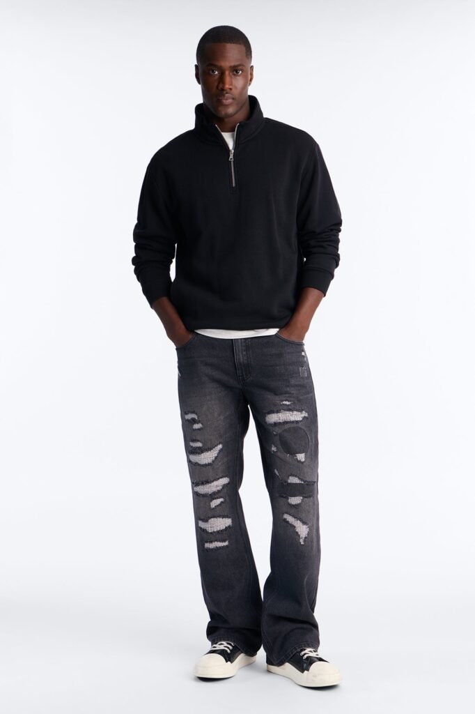 Straight Flare Distressed Jean