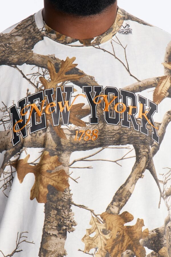 Real Tree New York Snow Embroidery Short Sleeve Tee